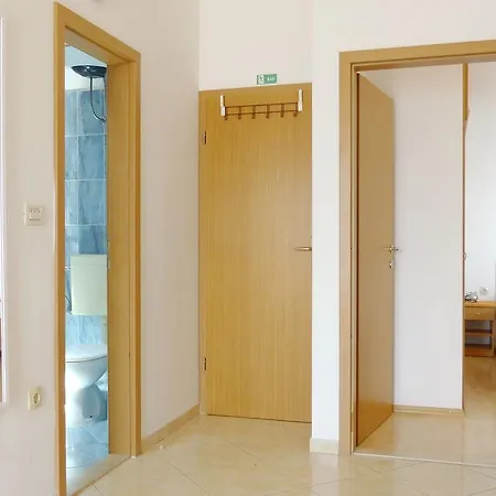 Front Balica Rat Apartman *