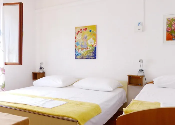 Front Balica Rat 公寓 奥米什