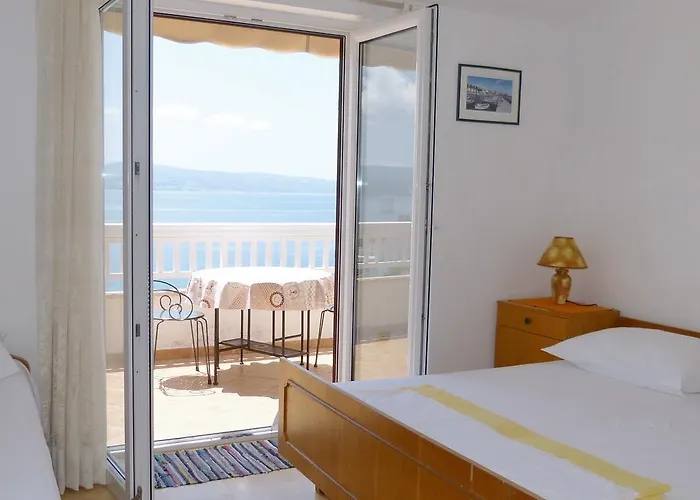 Front Balica Rat Apartment Omiš